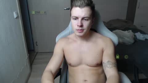 Snapshot of sunny1girl chatting on 02.09.25 Alice and Sergey online show from 02.09.25