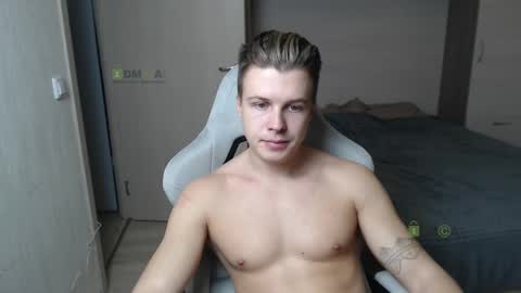 Snapshot of sunny1girl chatting on 02.12.25 Alice and Sergey online show from 02.12.25