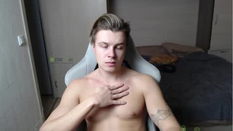 Snapshot of sunny1girl chatting on 02.27.25 Alice and Sergey online show from 02.27.25