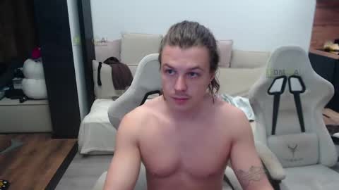 Snapshot of sunny1girl chatting on 05.31.26 Alice and Sergey online show from 05.31.26
