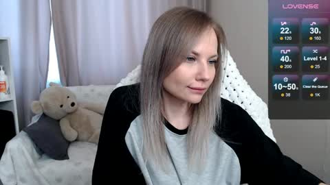 Naomi online show from 04.13.26