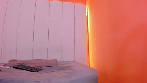 Snapshot of sunny_os chatting on 01.14.26 Sunny online show from 01.14.26