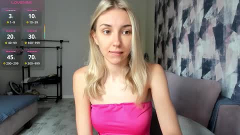 Rina online show from 09.10.25