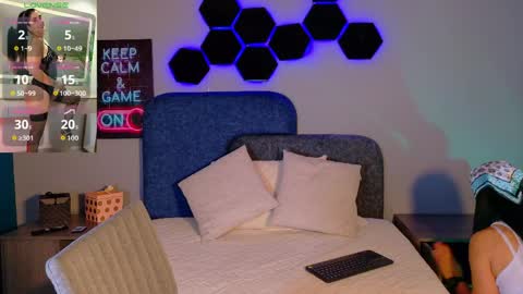 Sunny River online show from 04.09.26