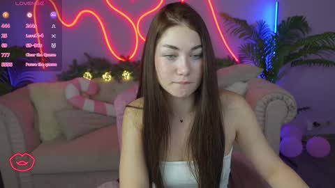 Snapshot of sunny_sweetyy chatting on 12.19.24 S U N N Y online show from 12.19.24