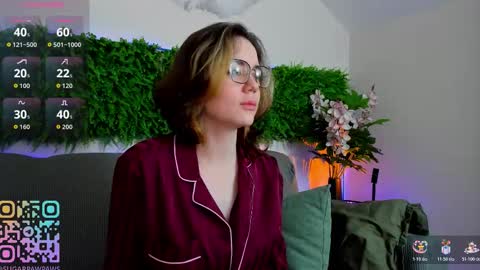 Snapshot of sunny_teaze chatting on 11.02.25 Sunny online show from 11.02.25