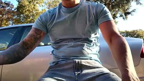 sunny valentine online show from 10.23.25