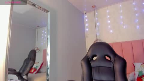  S U N N Y online show from 12.17.25