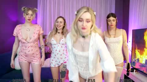 Fia  -  TG -  Mia -  Alice -  online show from 02.10.25