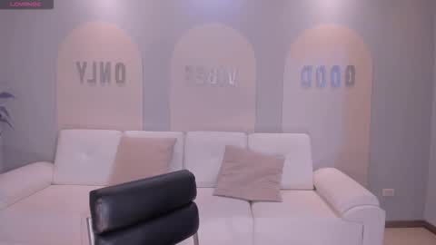 Sunny Rivers online show from 10.03.25