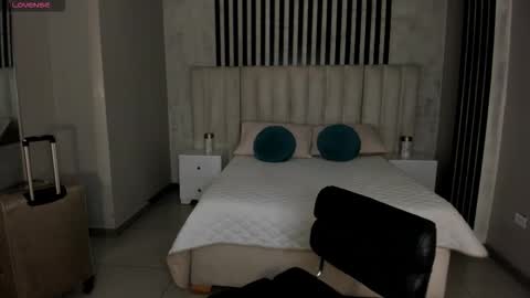 Sunny Rivers online show from 03.21.26