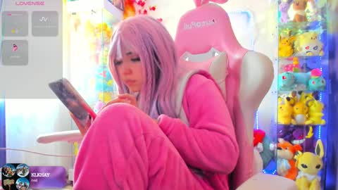 Snapshot of sunofureku_melody chatting on 01.22.25 RAVENCLAU GIRL online show from 01.22.25