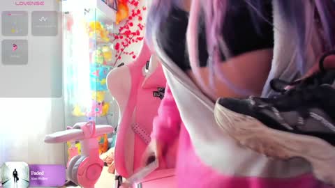 Snapshot of sunofureku_melody chatting on 01.22.25 RAVENCLAU GIRL online show from 01.22.25