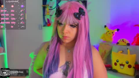 Snapshot of sunofureku_melody chatting on 09.17.25 RAVENCLAU GIRL online show from 09.17.25