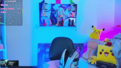 Snapshot of sunofureku_melody chatting on 09.19.25 RAVENCLAU GIRL online show from 09.19.25