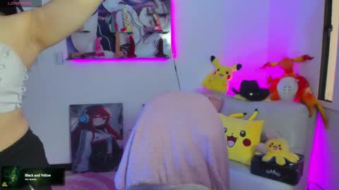 Snapshot of sunofureku_melody chatting on 10.07.25 RAVENCLAU GIRL online show from 10.07.25