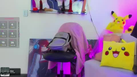 Snapshot of sunofureku_melody chatting on 10.23.25 RAVENCLAU GIRL online show from 10.23.25