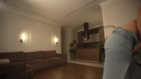 Snapshot of sunshine_______ chatting on 10.11.25 sunshine_______ online show from 10.11.25