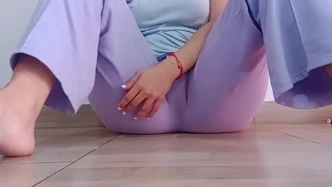 Annie online show from 09.26.25