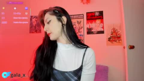 sunshine_girl9 online show from 02.17.25