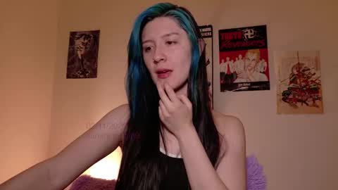 Snapshot of sunshine_girl9 chatting on 11.03.25 sunshine_girl9 online show from 11.03.25