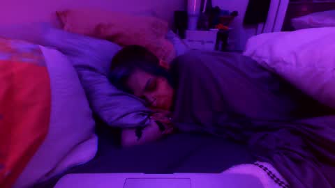 UNH1N3 online show from 09.10.25