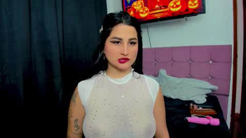 Snapshot of sunshine_uwu22 chatting on 10.11.25 Andrea Rodriguez online show from 10.11.25