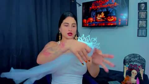 Snapshot of sunshine_uwu22 chatting on 10.19.25 Andrea Rodriguez online show from 10.19.25