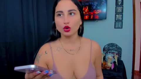 Snapshot of sunshine_uwu22 chatting on 10.20.25 Andrea Rodriguez online show from 10.20.25