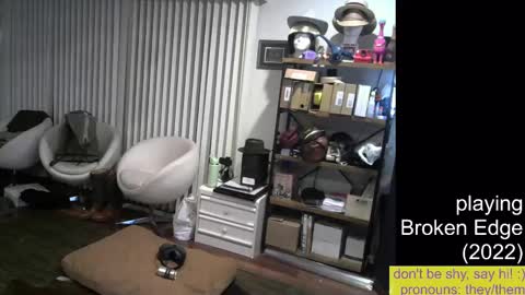 im not actually a man my pronouns are theythem online show from 03.10.25