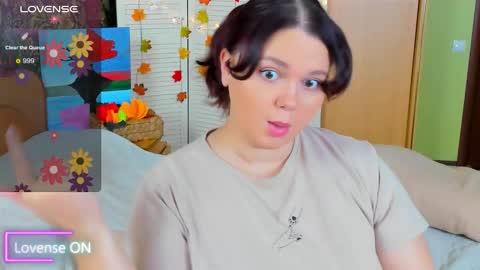 Snapshot of sunyy_bunyy chatting on 10.16.25 sunyy_bunyy online show from 10.16.25