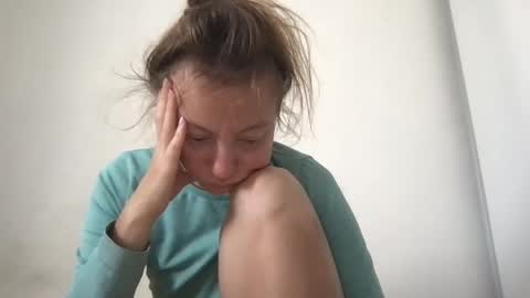 Snapshot of super_jony chatting on 01.31.25 super jony and Marta GMT 1300-1800 every day online show from 01.31.25