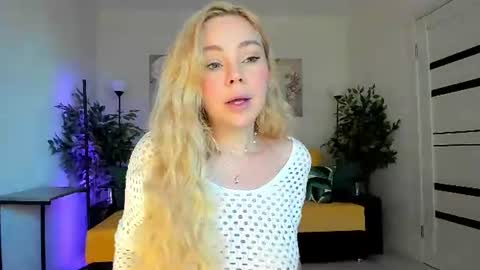 Jenn online show from 06.10.26