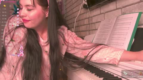 Snapshot of superbdolls chatting on 01.27.25 Milana Scarlett online show from 01.27.25