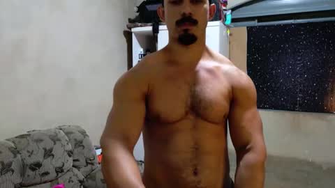 Snapshot of superbigmr chatting on 03.10.26 james online show from 03.10.26