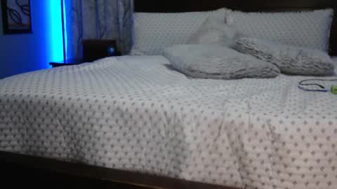 Superbronnon online show from 01.20.25