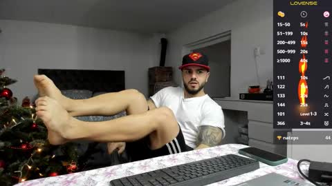 supermanboyxxl online show from 12.04.25