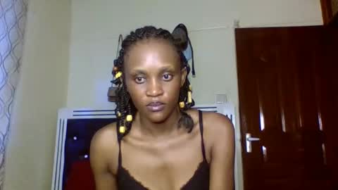 Snapshot of supersexxy_chyna chatting on 05.18.26 supersexxy_chyna online show from 05.18.26
