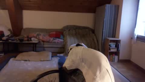 supersquirrel81 online show from 10.11.25