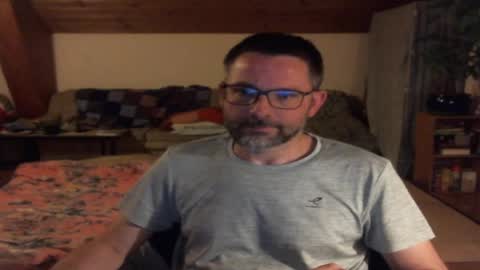 Snapshot of supersquirrel81 chatting on 05.01.26 supersquirrel81 online show from 05.01.26