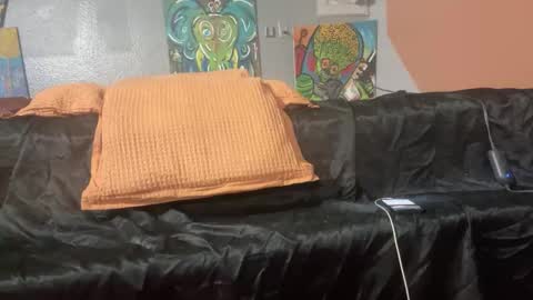 Snapshot of supremelifers chatting on 02.11.25 Stony online show from 02.11.25