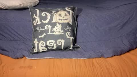 Snapshot of supremelifers chatting on 09.28.25 Stony online show from 09.28.25