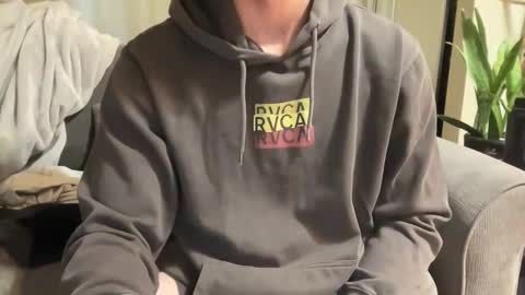 Snapshot of surferguycody chatting on 09.19.25 surferguycody online show from 09.19.25