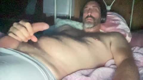 SurfGuy82 online show from 09.11.25