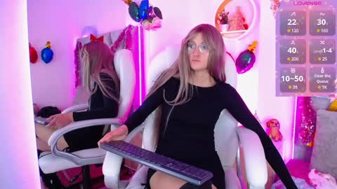 Susan online show from 12.22.24