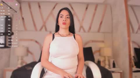 susan_vega_ online show from 10.25.25