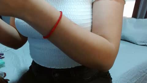 Snapshot of susana_hank chatting on 12.13.24 susana online show from 12.13.24