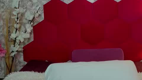 Susane Nori online show from 04.08.26