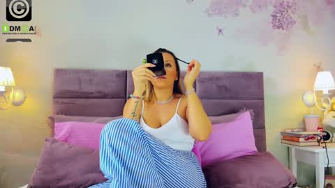 Snapshot of susanjewel chatting on 01.21.25 SusanJewel online show from 01.21.25