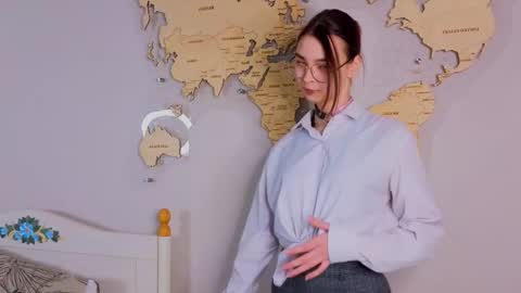 susannahtrojahn online show from 02.07.26